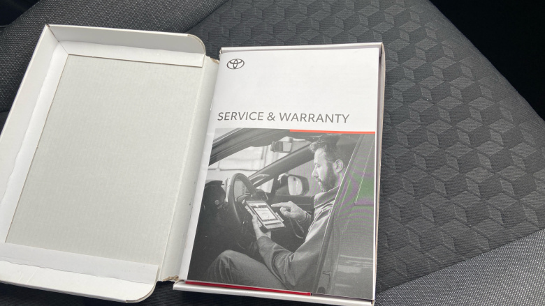 Toyota Yaris 1.5 Hybrid Design 5dr CVT Hybrid Hatchback